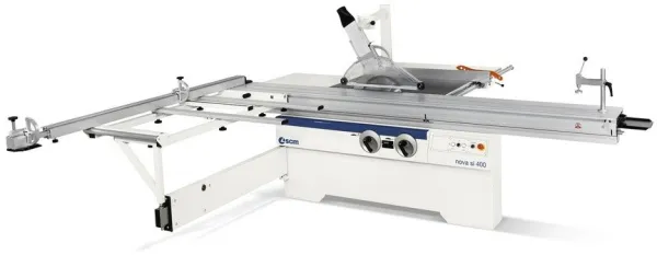 SCM Pyörösaha, SI 400 NOVA kallistettavalla terällä ja rullapöydällä.